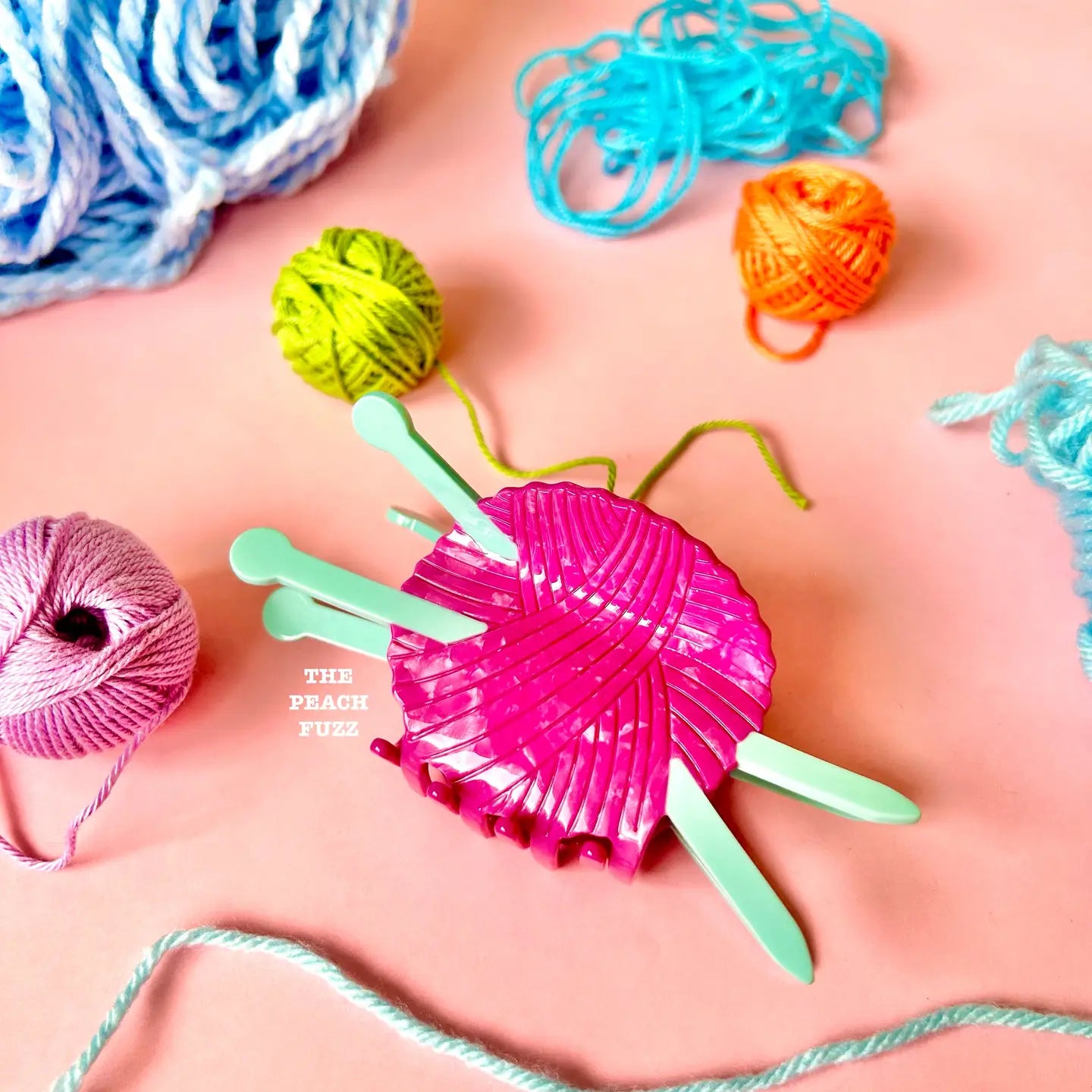 Jumbo Yarn Ball Hair Claw