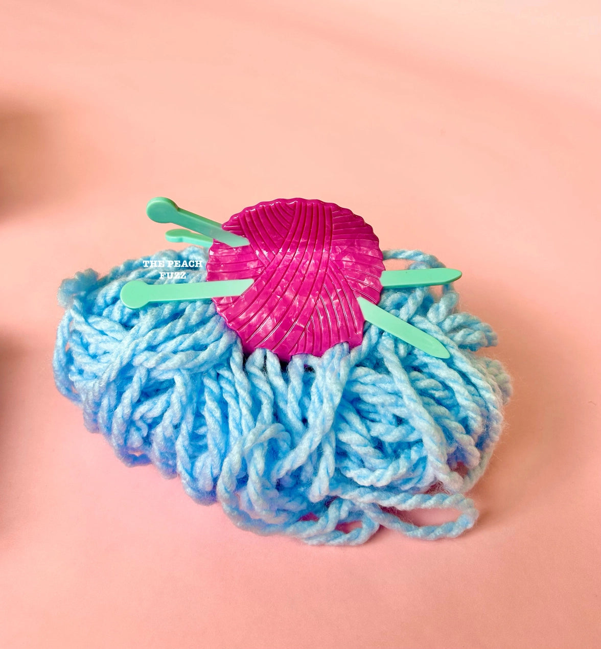 Jumbo Yarn Ball Hair Claw