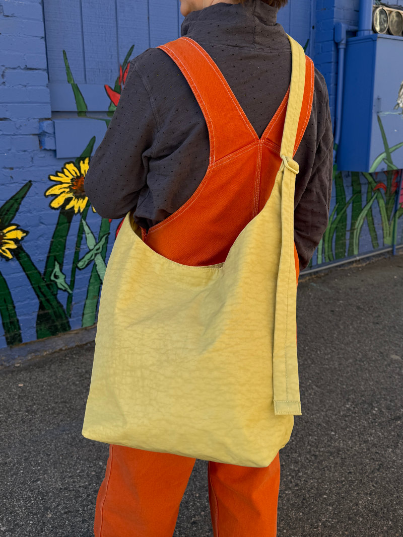 Baggu Large Nylon Sling Bag – yarn.bar
