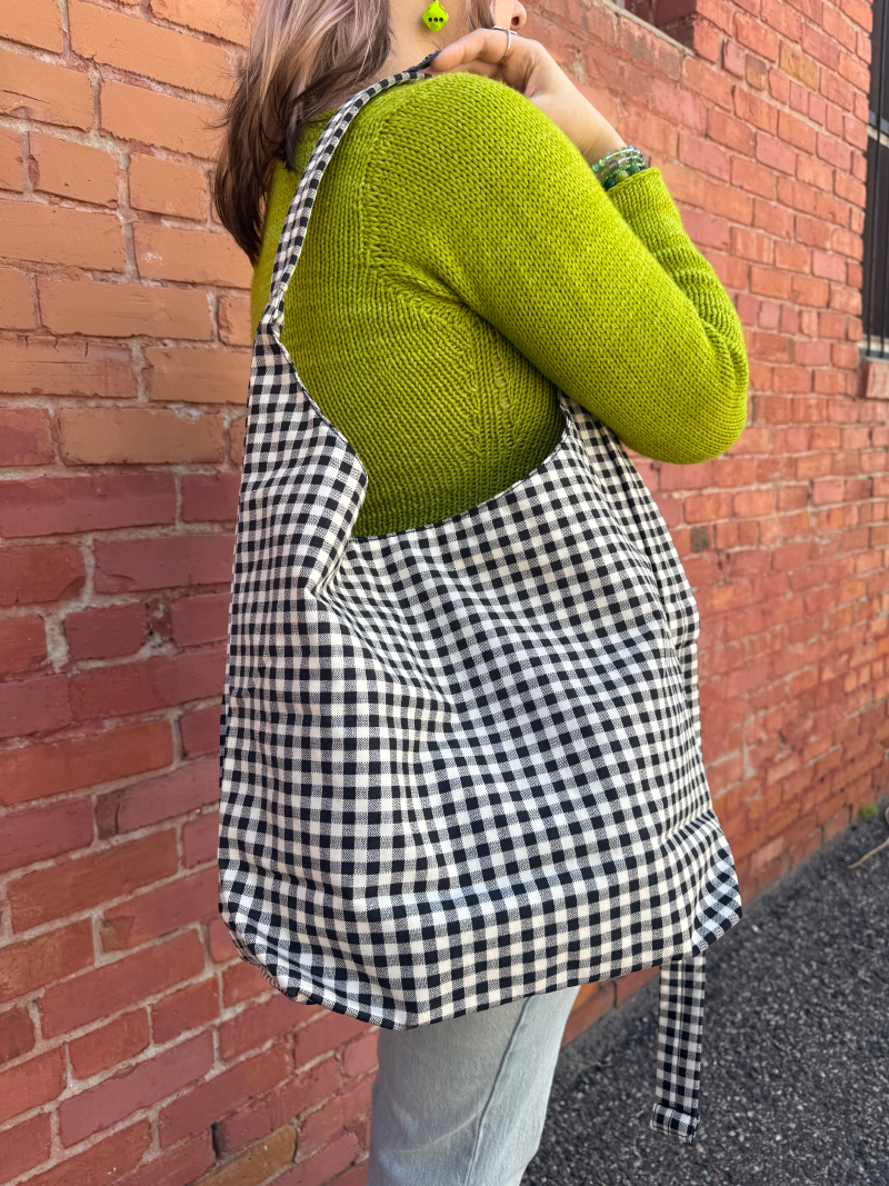 Baggu Large Nylon Sling Bag – yarn.bar
