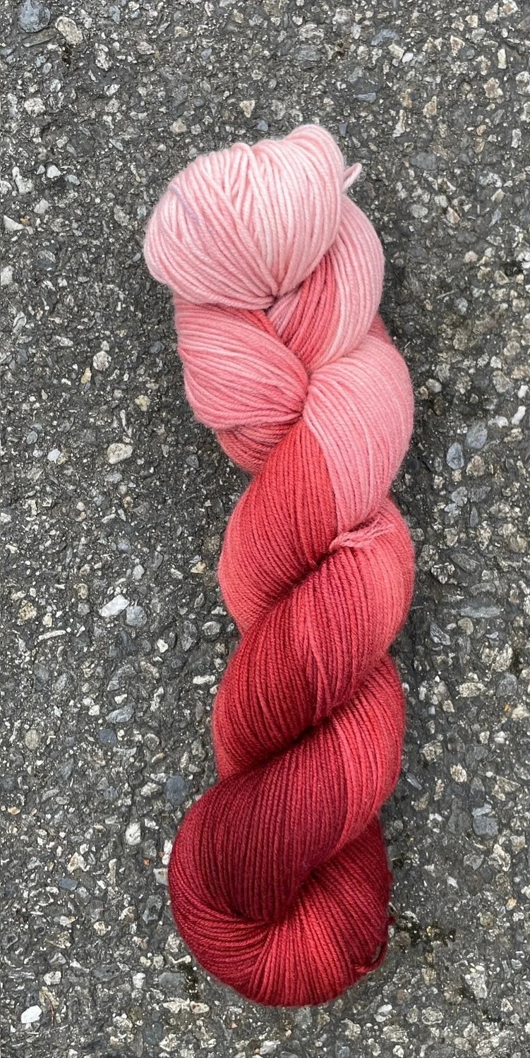 Round Mountain Alder Fingering