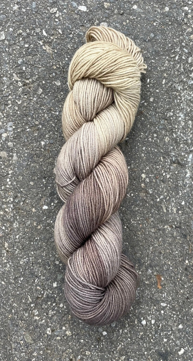 Round Mountain Alder Fingering