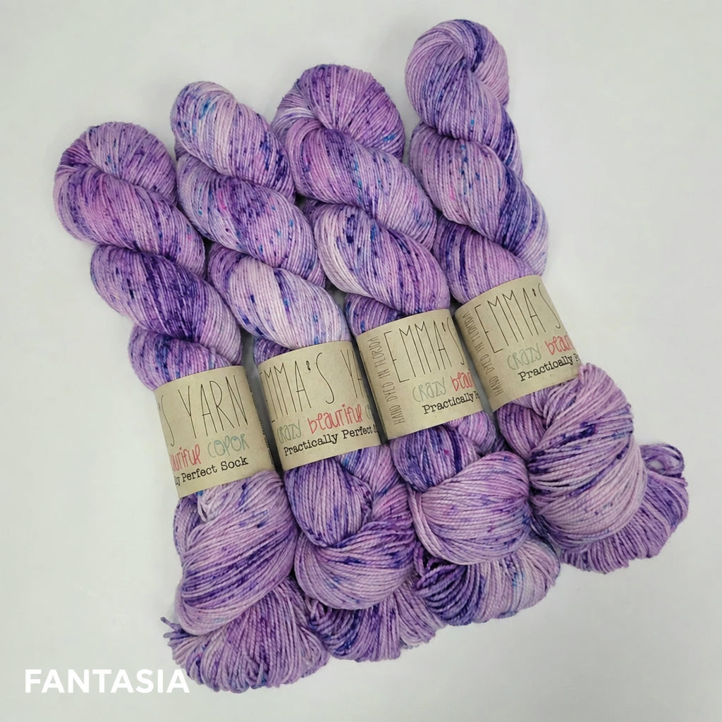 FANTASIA A PURPLE YARN WITH SPECKLES