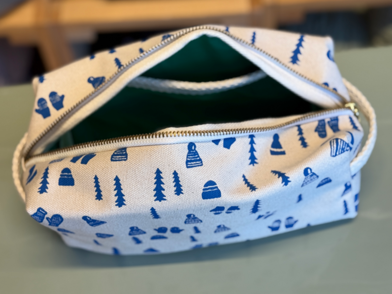 Erin Flett Hat &amp; Mitten Bags